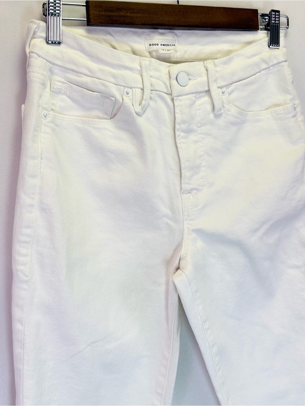 Good American Good Legs White Straight Jeans Raw Hems Women’s Size 4/27 - Picture 2 of 9